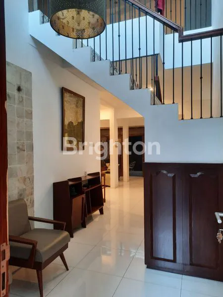 image RUMAH 2 LANTAI DEKAT PUSAT KOTA BANDUNG  (1)