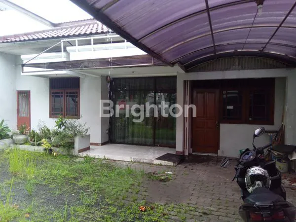 image DI JUAL ATAU DI SEWAKAN RUMAH DI PINGGIR JALAN RAYA UTAMA BANGBARUNG (1)