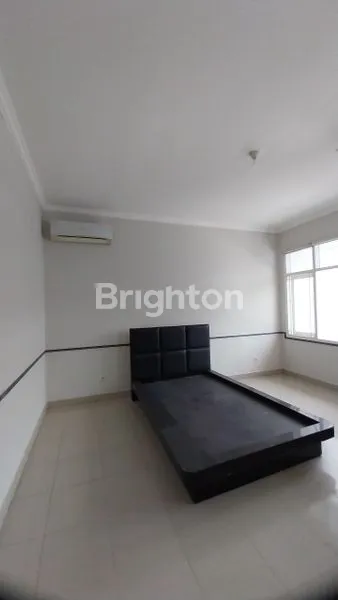 image RUMAH DALAM KOMPLEK SRENGSENG (5)