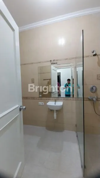 image RUMAH DALAM KOMPLEK SRENGSENG (7)
