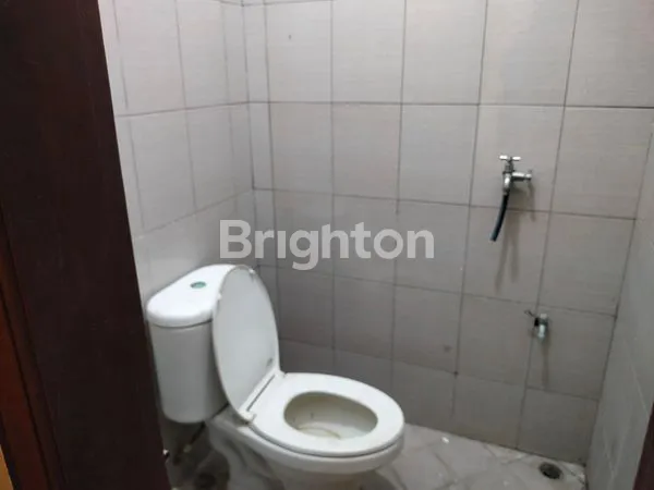 image RUKAN 3 LANTAI DI DENPASAR UTARA (8)