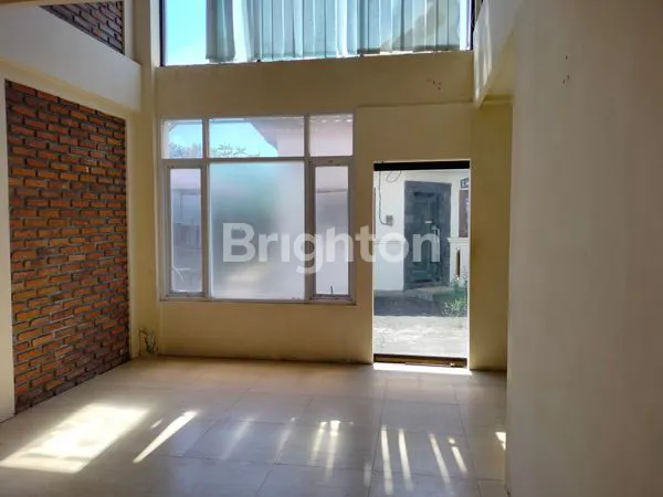 image RUKAN 3 LANTAI DI DENPASAR UTARA (6)