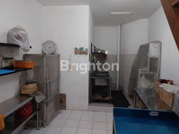 image RUKO STRATEGIS NOL JALAN RAYA CILIWUNG, SELANGKAH KE DIPONEGORO, SURABAYA PUSAT (4)