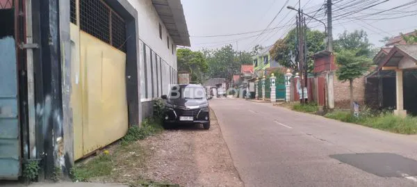 image GUDANG SIAP PAKAI LOKASI STRATEGIS DI TAPOS DEPOK (4)