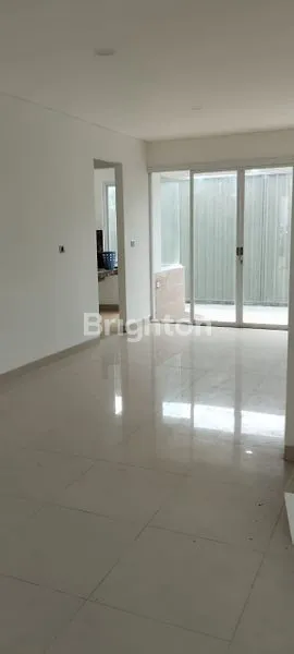 image RUMAH CANTIK MINIMALIS .SUDAH RENOVASI DI CIPUTRA (6)