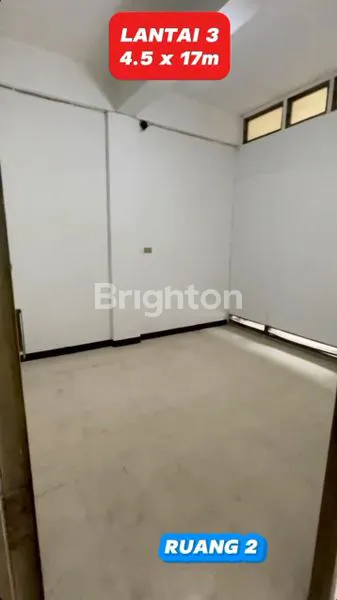 image RUKO LOKASI PREMIUM DI BANDENGAN JAKUT,PINGGIR JALAN BESAR.COCOK UNTUK USAHA & TEMPAT TINGGAL. (6)