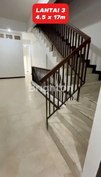 image RUKO LOKASI PREMIUM DI BANDENGAN JAKUT,PINGGIR JALAN BESAR.COCOK UNTUK USAHA & TEMPAT TINGGAL. (7)