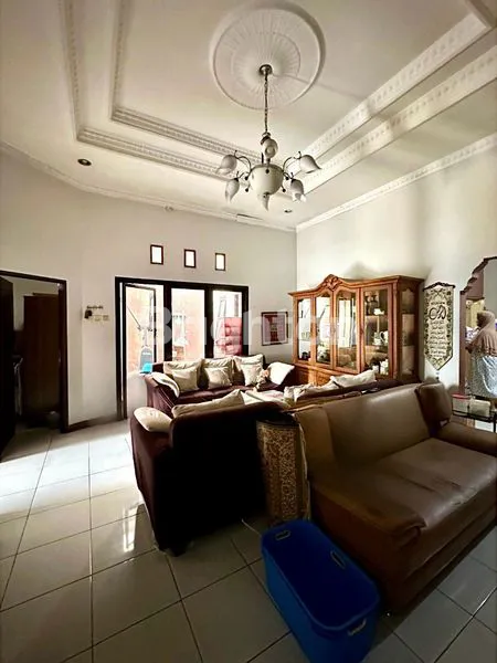 image RUMAH 3 LANTAI LT 198M² DI MAMPANG INDAH (3)