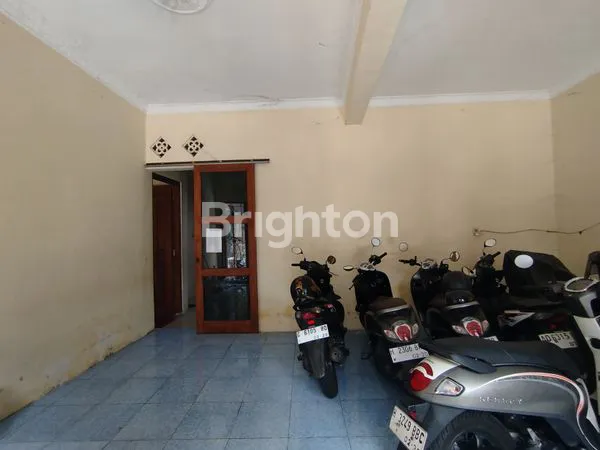 image KOS AKTIF BARAT PABRIK BATIK KERIS 2 LANTAI (5)