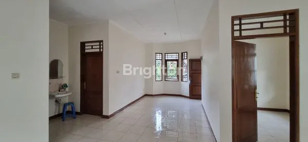 image SEWA RUMAH, LUAS, NYAMAN, ASRI DAN STRATEGIS (5)