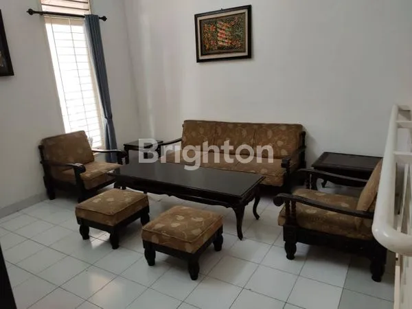 image DI SEWAKAN RUMAH DIRAWAMANGUN  (5)