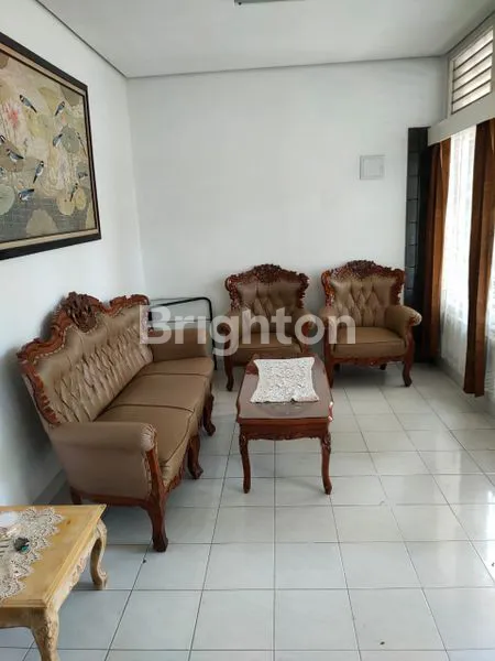 image DI SEWAKAN RUMAH DIRAWAMANGUN  (3)