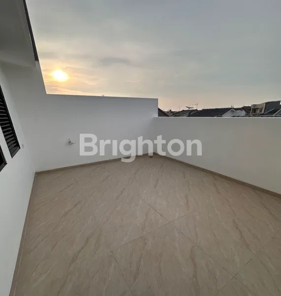 image RUMAH MINIMALIS 3 LANTAI - TANJUNG DUREN - JAKARTA BARAT (6)