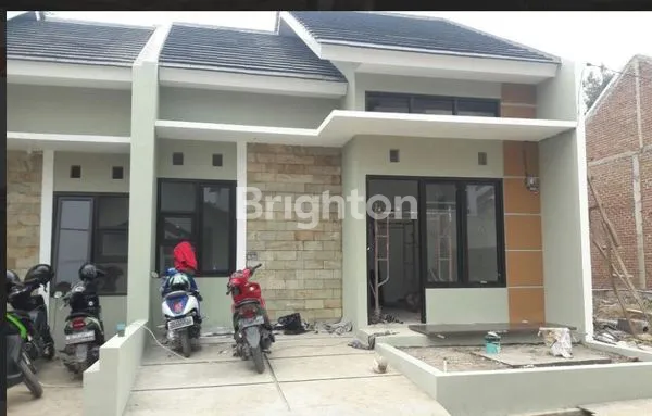 image RUMAH BARU KOMPLEK MARGAHURIP (1)