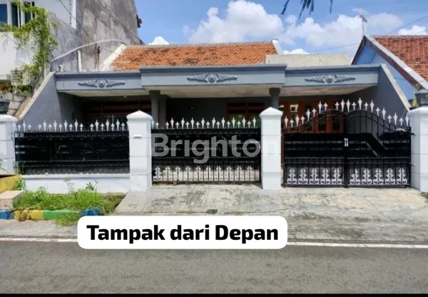 image RUMAH 1 LANTAI SIAP HUNI LOKASI STRATEGIS DAN AKSES MUDAH RUNGKUT ASRI TIMUR SURABAYA (1)