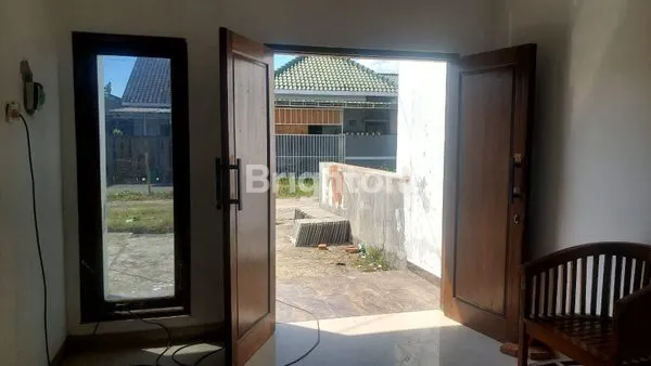 image RUMAH SIAP HUNI 2KT DI PERUMAHAN LOJI KAHURIPAN (3)