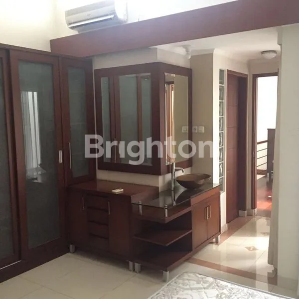image RUMAH CANTIK FULLY FURNISHED DEKAT ST MRT DI CIPETE JAKARTA SELATAN (7)