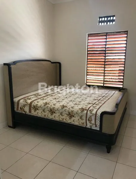 image RUMAH CANTIK 2 LANTAI FURNISHED DEKAT TUGU MUDA & RS KARIADI (3)
