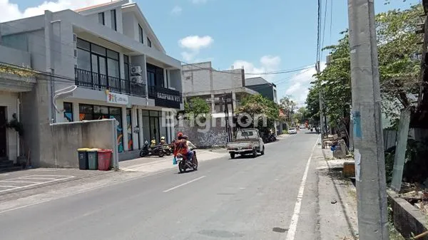 TANAH BONUS BANGUNAN DI DENPASAR SANGAT COCOK UNTUK RUANG KOMERSIAL KEKINIAN