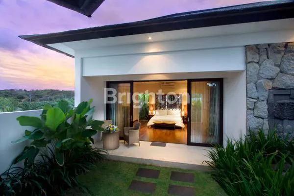image VILLA LUXURY DENGAN OCEAN VIEW YANG MENAWAN ADA PRIVATE BEACH (5)