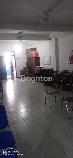 image DIJUAL RUMAH STRATEGIS DI KANDANG SAPI - SOLO (4)