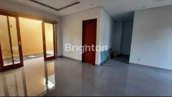 image RUMAH BARU DI RENON DENPASAR BALI (3)