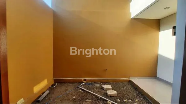 image RUMAH BARU DI RENON DENPASAR BALI (8)