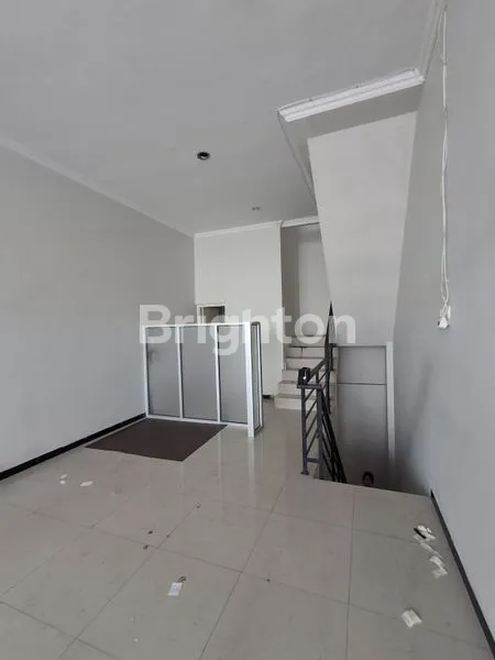 image RUKO 3 LANTAI SIAP PAKAI DI TEMBALANG BANYUMANIK (5)