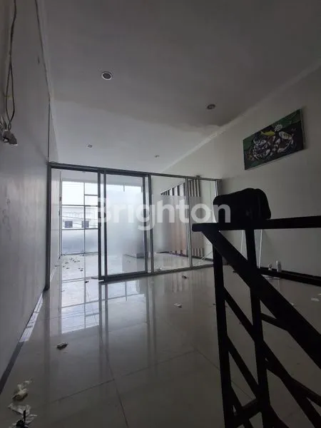 image RUKO 3 LANTAI SIAP PAKAI DI TEMBALANG BANYUMANIK (3)