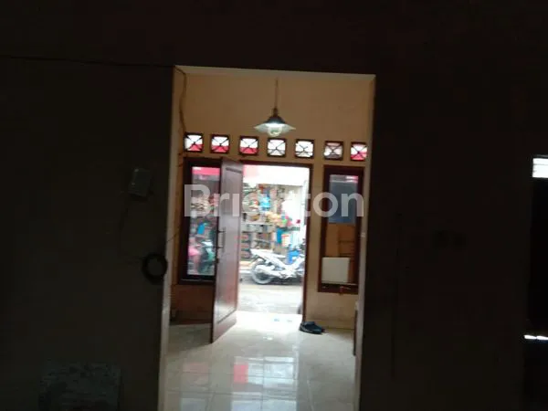 image DIJUAL RUMAH 2 LANTAI  6 KAMAR TIDUR 6BR + 2 KAMAR MANDI DI HAYAM WURUK JAKARTA BARAT NON FURNISH (1)