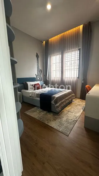 image RUMAH MEWAH RANCAMAYA, 3KT 2KM, LB 131M² (2)