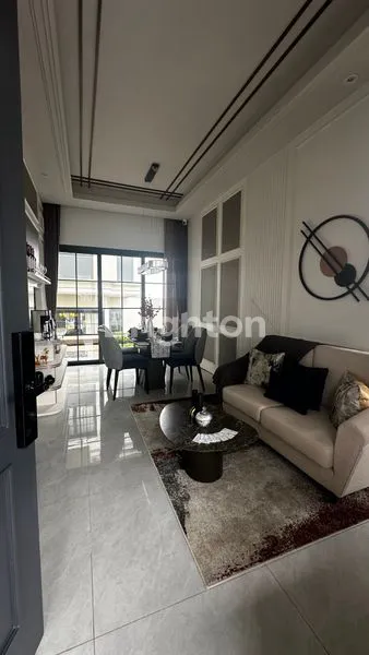 image RUMAH MEWAH RANCAMAYA, 3KT 2KM, LB 131M² (6)