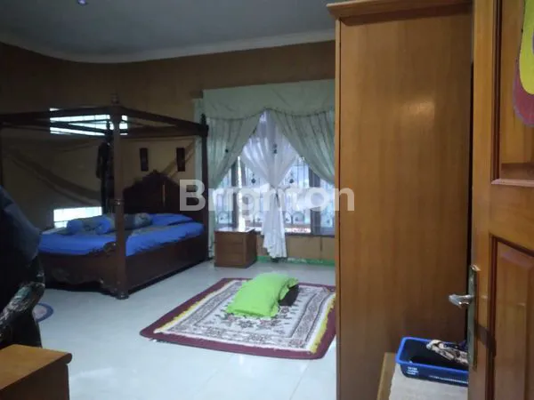 image RUMAH INTI BONUS RUMAH KONTRAKAN 2 UNIT (2)