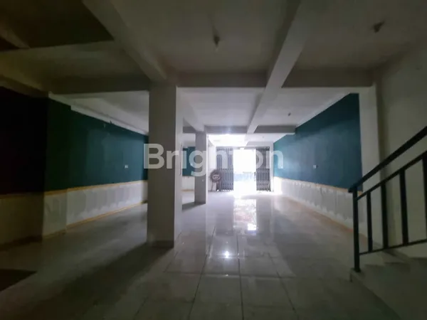 image SEWA RUKO TINGKAT  2 KAWASAN PADAT PENDUDUK COCOK UNTUK BERBAGAI MACAM USAHA ATAU TEMPAT TINGGAL (6)