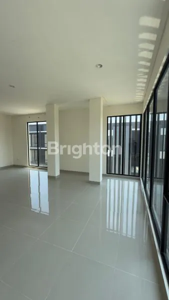 image DIJUAL RUKO 3 LANTAI HAMPTON AVENUE (3)