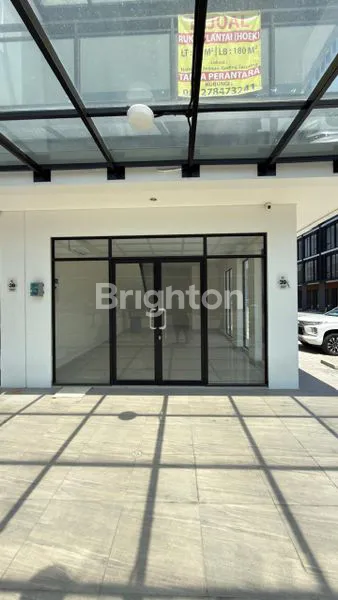 image DIJUAL RUKO 3 LANTAI HAMPTON AVENUE (7)