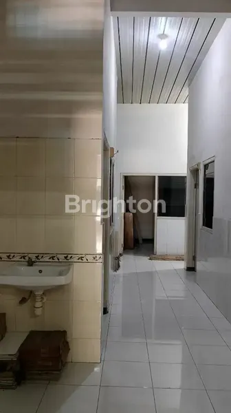 image DIJUAL BANGUNAN GUBENG KERTAJAYA SIAP PAKAI COCOK SHOWROOM DEKAT RAYA KERTAJAYA (3)