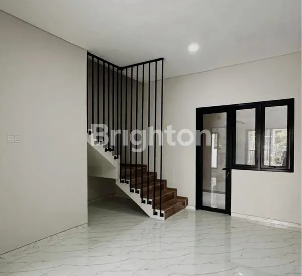 image RUMAH 2 LANTAI KUTISARI SIAP HUNI BARU GRESS MINIMALIS LUX SIAP HUNI BANYAK FREE NYA ! (3)