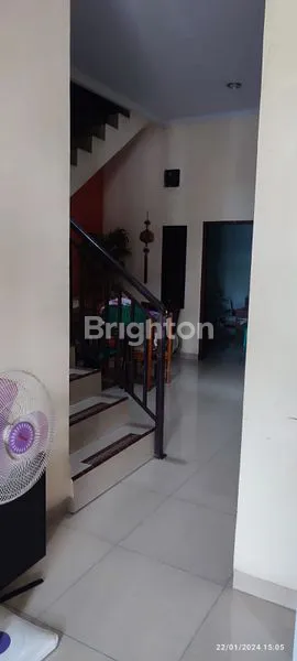 image RUMAH PADEMANGAN UK 7X14 ROW 2 MOBIL SHM 4KT 3KM JAKARTA UTARA (2)