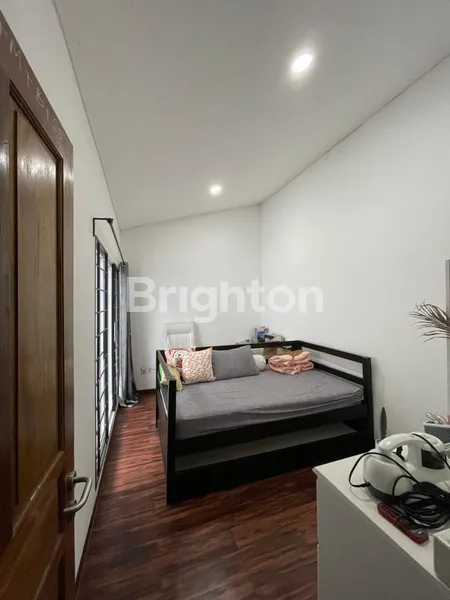 image RUMAH 3 KAMAR TIDUR SIAP HUNI DI SEKTOR 1E GADING SERPONG (6)