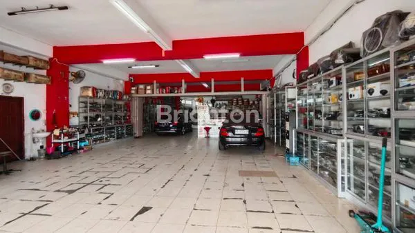 image RUKO 3LT PUSAT KOTA DENGAN PARKIR LUAS — IDEAL UNTUK BENGKEL ATAU TOKO SPAREPART (3)