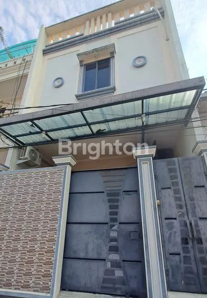 MURAH !! RUMAH TERAWAT 5X15  SHM DIPADEMANGAN BISA NEGO