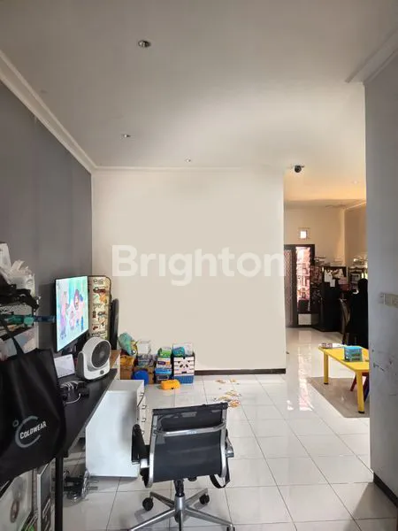 image KOSGRAH RUMAH SIAP HUNI TERAWAT KOMPLEK ONE GATE JARANG ADA BS NEGO (4)