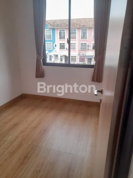 image DISEWAKAN RUMAH CENDANA PEAK LIPPO KARAWACI TANGERANG (1)