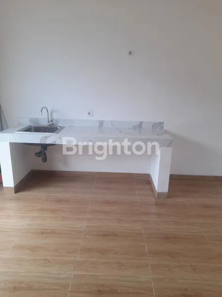 image DISEWAKAN RUMAH CENDANA PEAK LIPPO KARAWACI TANGERANG (3)