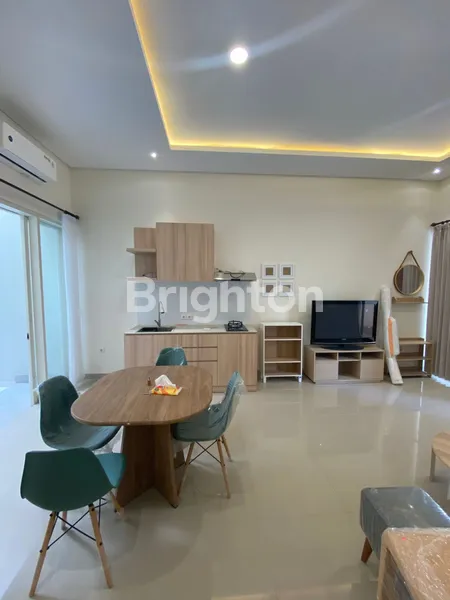 image TURUN HARGA, RUMAH RUNGKUT BARU GRESS, FULL FURNISHED, MINIMALIS, DEKAT JALAN RAYA, SIAP HUNI, JARANG ADA, DEKAT MCD RUNGKUT DAN KAMPUS UPN (4)