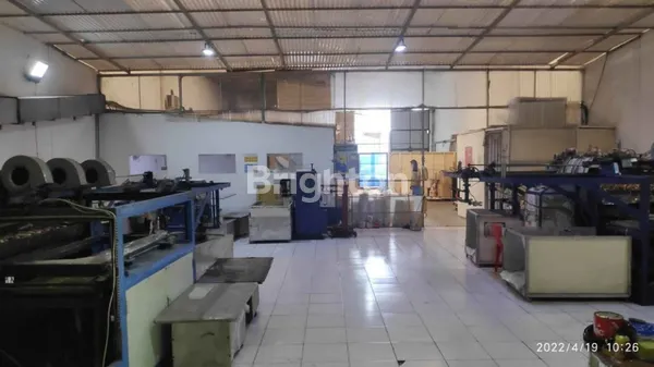 image DIJUAL GUDANG SAFE N LOCK SIDOARJO SIAP PAKAI, LOKASI STRATEGIS KOMPLEKS PERGUDANGAN (4)