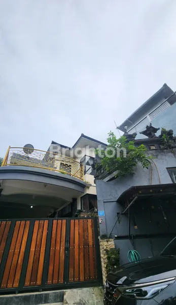 RUMAH LOKASI STRATEGIS DENGAN PEMANDANGAN LUAR BIASA DI KOTA DENPASAR