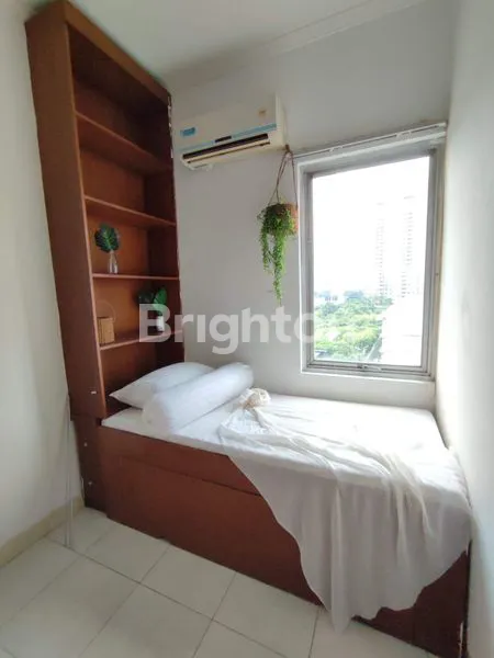 image APARTEMEN CANTIK SIAP HUNI, 2 BR, FULL FURNISHED DI PUSAT KOTA JAKARTA, SUDIRMAN PARK (6)