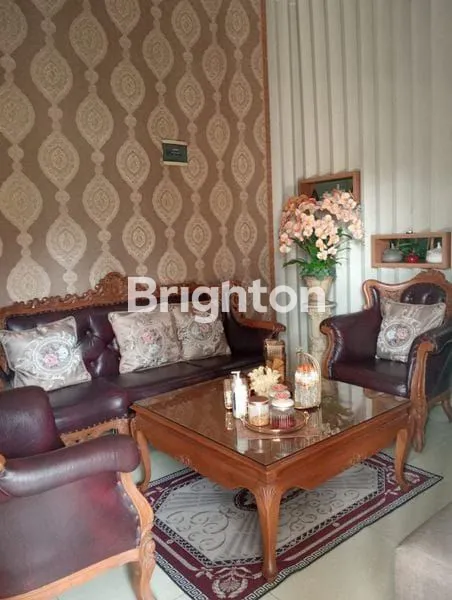 image RUMAH CANTIK SIAP HUNI 2 LT DI DALAM CLUSTER TERDEPAN VILLA NUSA INDAH 5 (4)